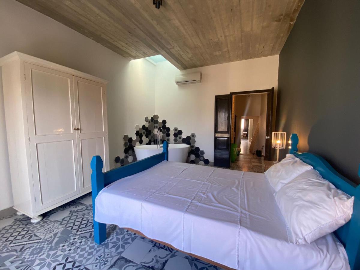 Апартаменты Sliema Distant Seaview Penthouse Экстерьер фото